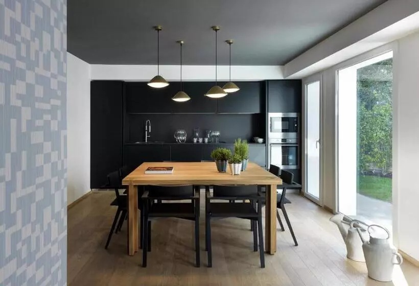 Fotos del hotel Conti Guest House:  5