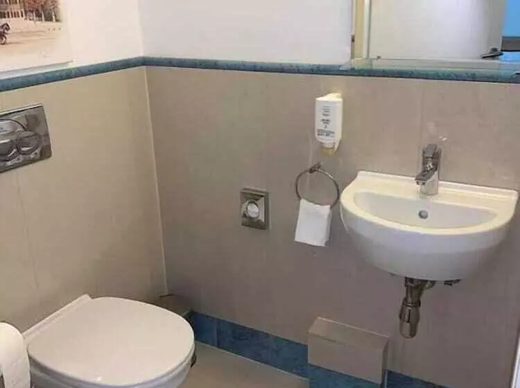 Fotos del hotel Donaustadt Kagran:  4