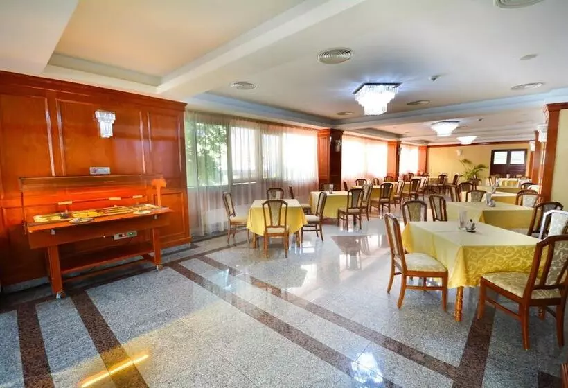 Fotos del hotel Emma Est:  5