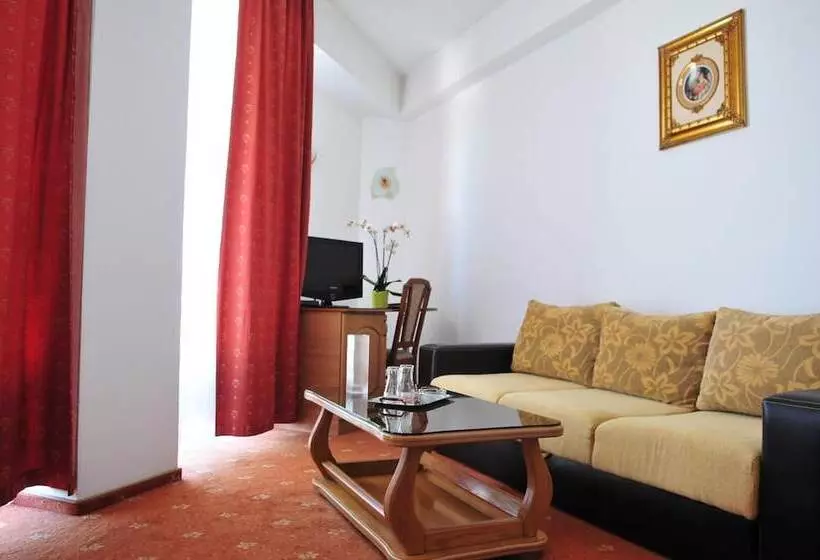 Fotos del hotel Emma Est:  9