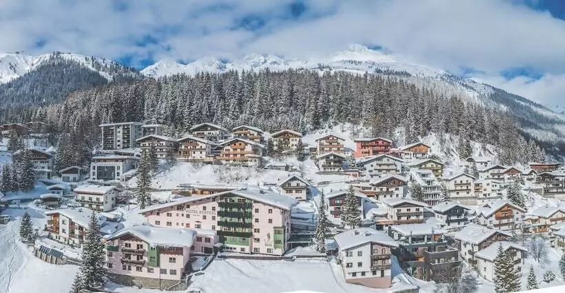 Fotos del hotel Kertess:  10