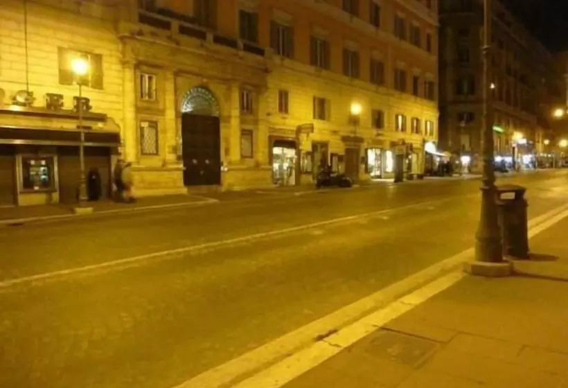 Fotos del hotel Magnifico Rome:  10