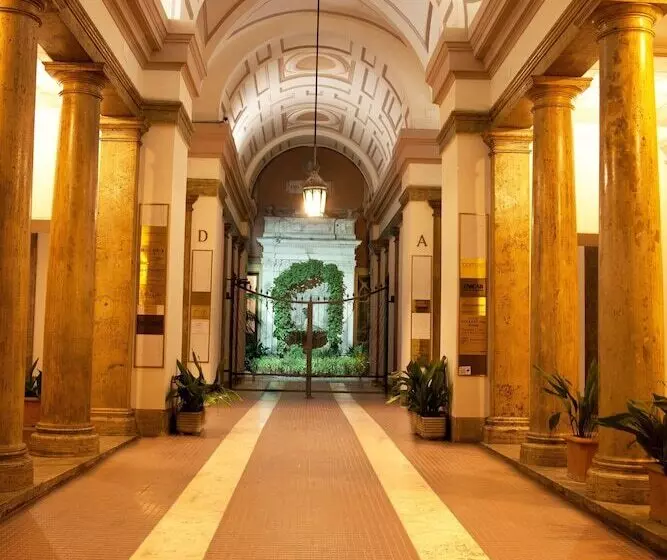 Fotos del hotel Magnifico Rome:  18