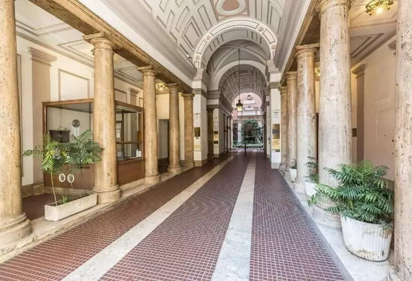 Fotos del hotel Magnifico Rome:  16