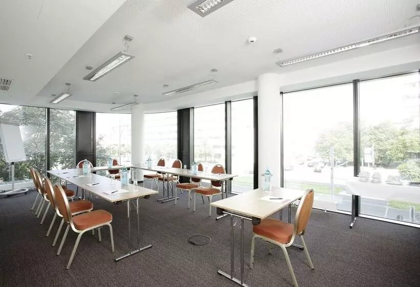 Fotos del hotel H4  Berlin Alexanderplatz:  15