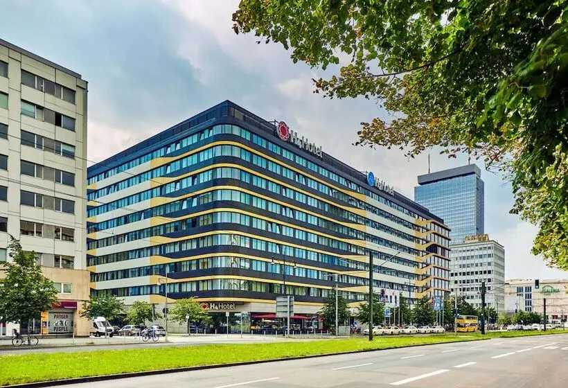 H4  Berlin Alexanderplatz