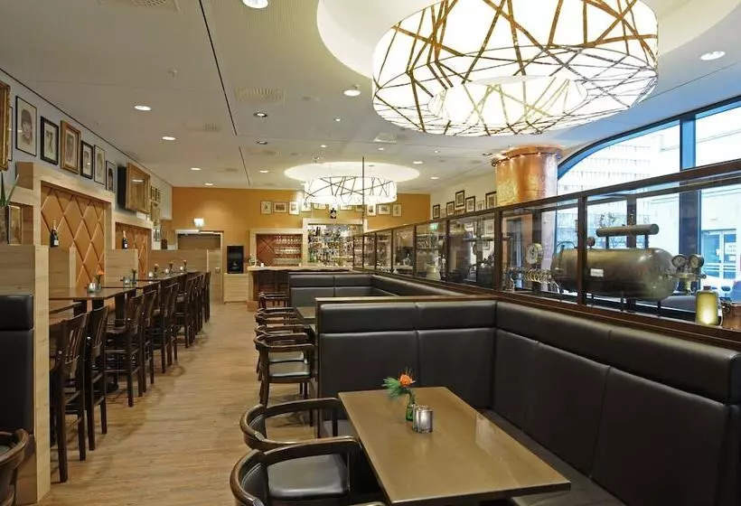 Fotos del hotel H4  Berlin Alexanderplatz:  5