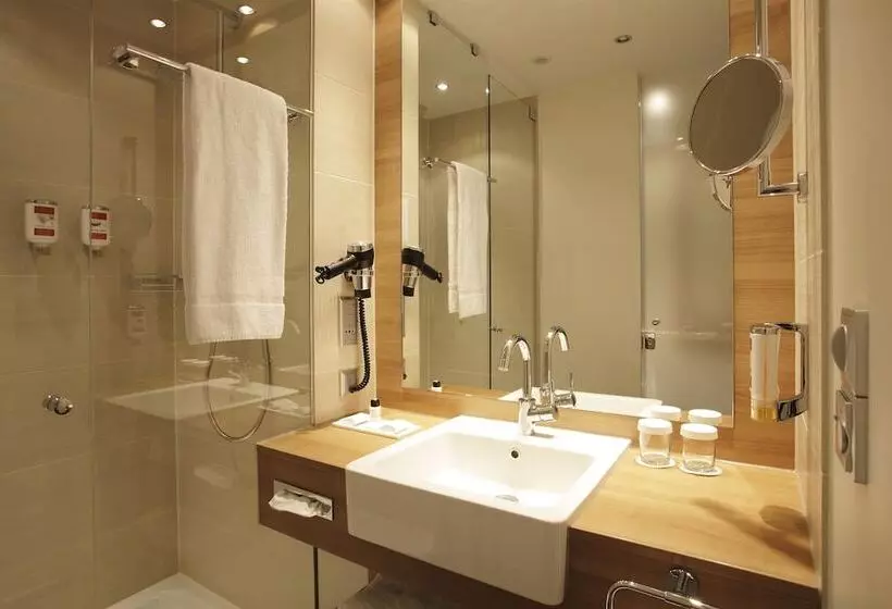 Fotos del hotel H4  Berlin Alexanderplatz:  22