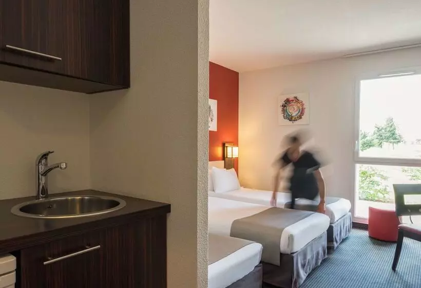 Fotos del hotel The Originals City, Hôtel Pont Rouge, Carcassonne:  16