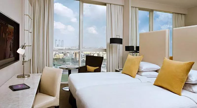 Fotos del hotel Centro Al Manhal By Rotana:  2