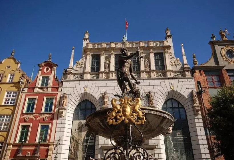 Fotos del hotel Holland House Residence Old Town:  9