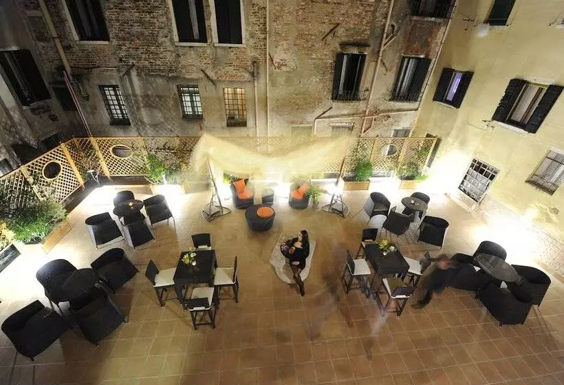 Fotos del hotel Le Isole:  17