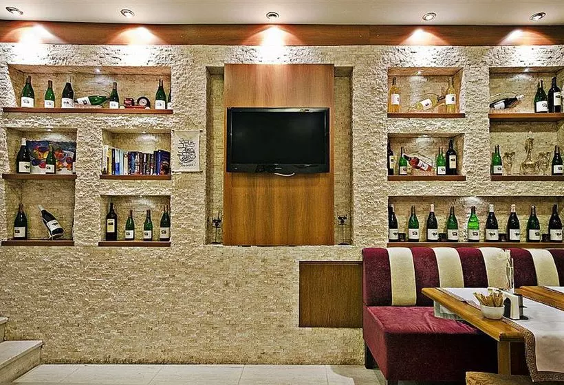 Fotos del hotel Millennium Suites:  3