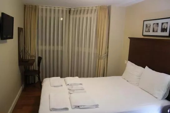 Fotos del hotel Mono Suites:  18