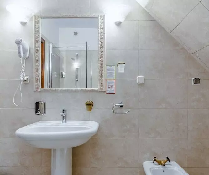 Fotos del hotel Royal Residence:  10