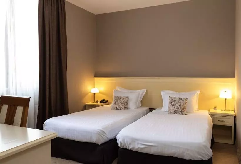 Fotos del hotel St. George:  13