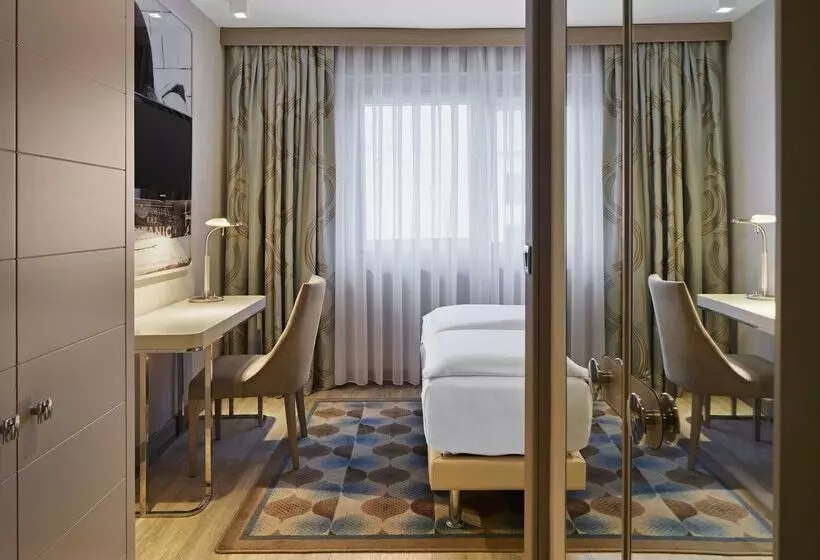 Fotos del hotel Titanic Comfort Mitte:  11