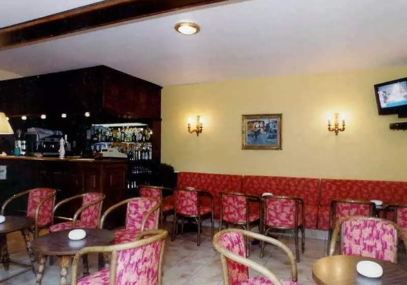 Fotos del hotel Hotel De Provence Et Beaulieu:  8