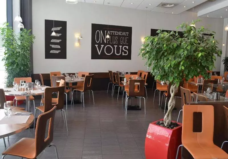 Fotos del hotel Ibis Marseille Centre Euromed:  19