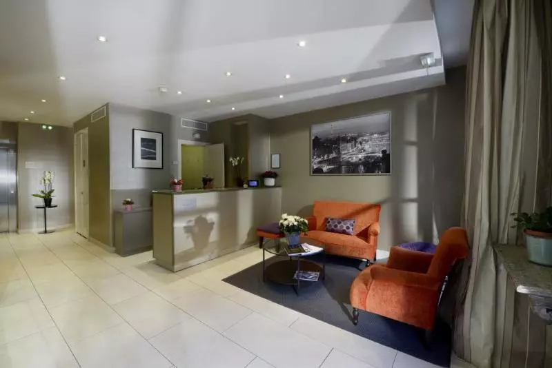 Fotos del hotel Hôtel Le Relais Saint Charles:  3