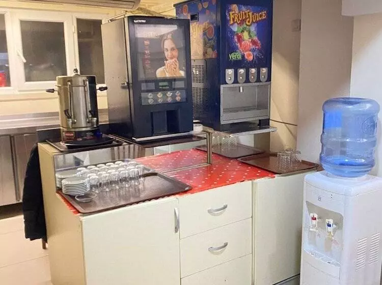 Fotos del hotel Maral:  6