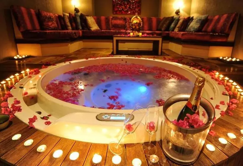 Fotos del hotel Cratos Premium  Casino & Spa:  59