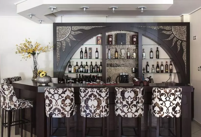 Fotos del hotel Meteoritis:  4