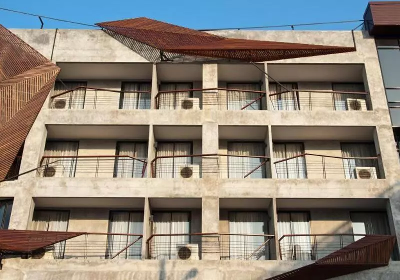 Fotos del hotel The Now:  7