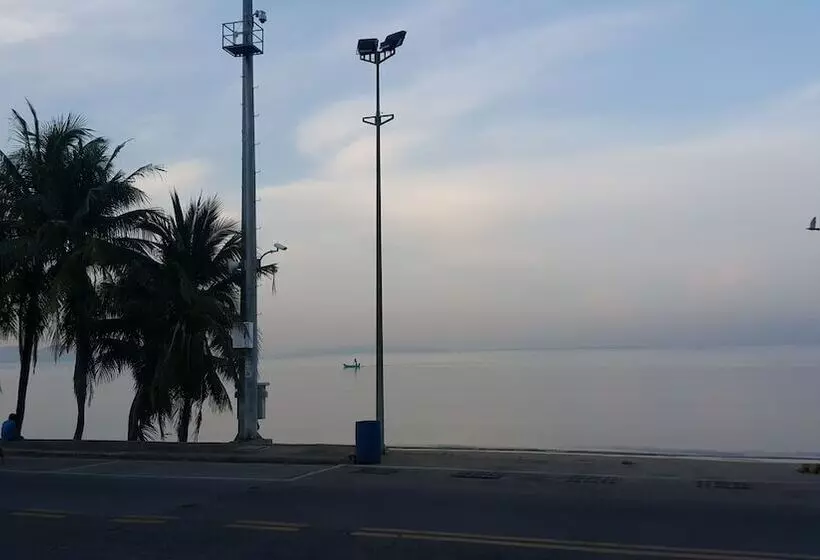 Fotos del hotel The Now:  24