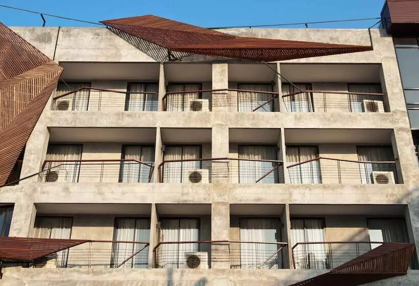 Fotos del hotel The Now:  15