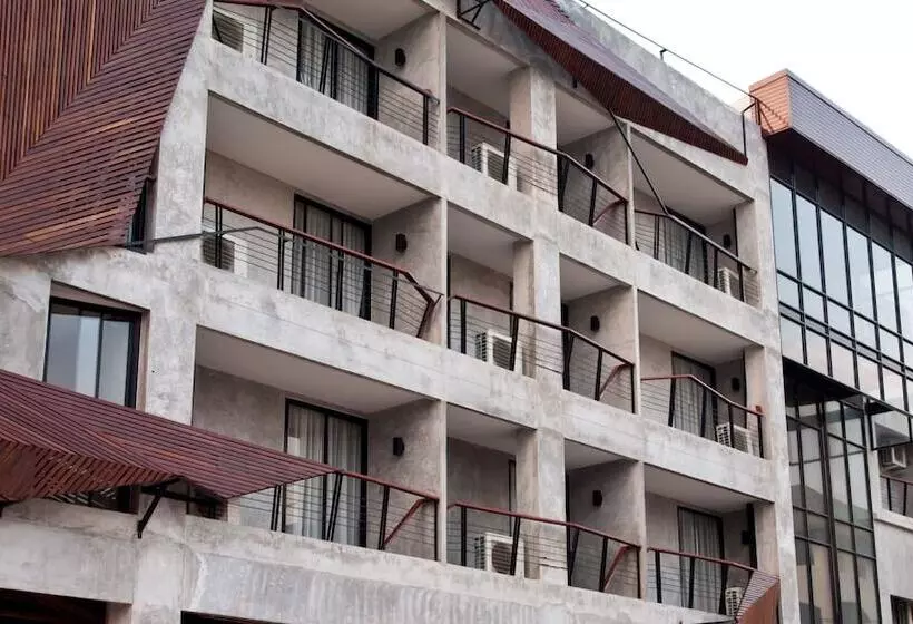 Fotos del hotel The Now:  13