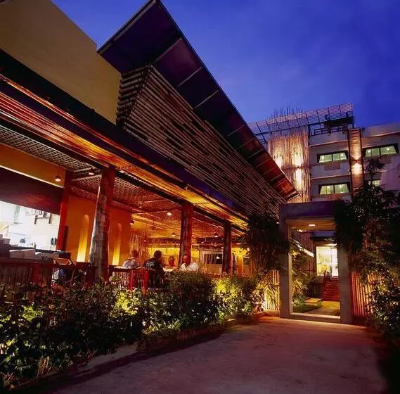 Fotos del hotel Bamboo House Phuket:  5