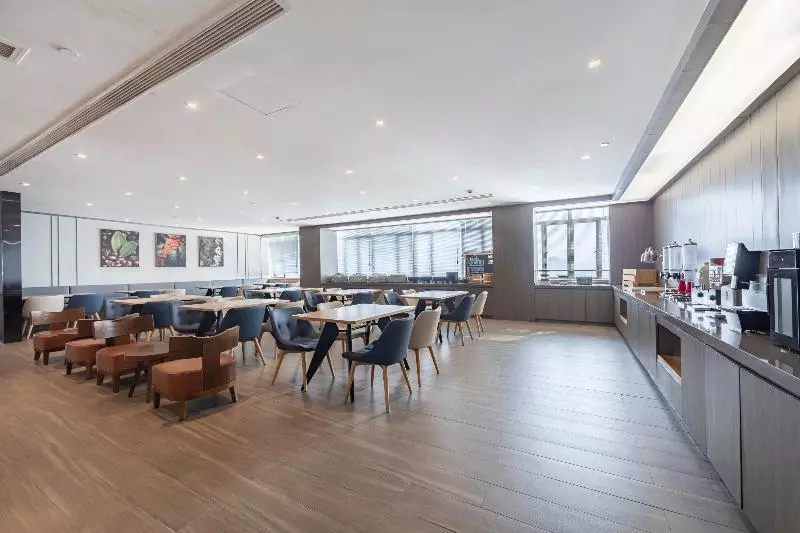 Fotos del hotel Hanting Express Caohejing Yishan Road:  2