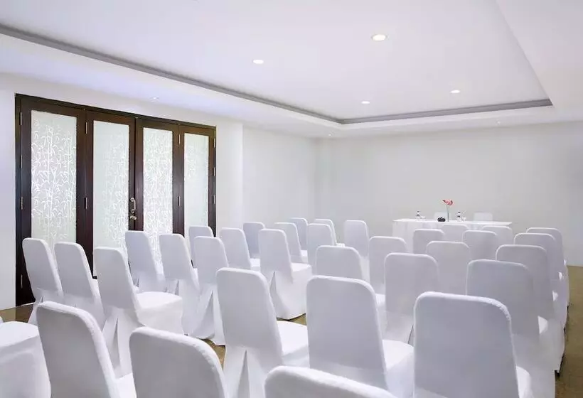 Fotos del hotel Santika Kuta:  8