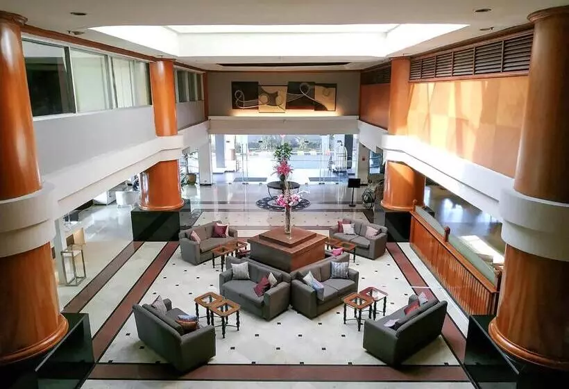 Fotos del hotel Verwood Hotel And Serviced Residence:  2