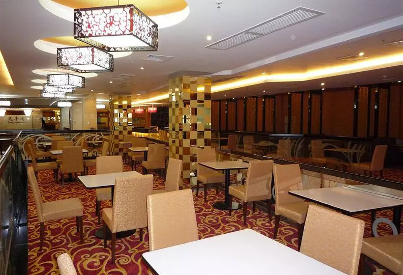 Fotos del hotel Yifeng:  4