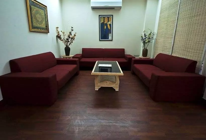 Fotos del hotel Colonel's Retreat At The Airport:  13