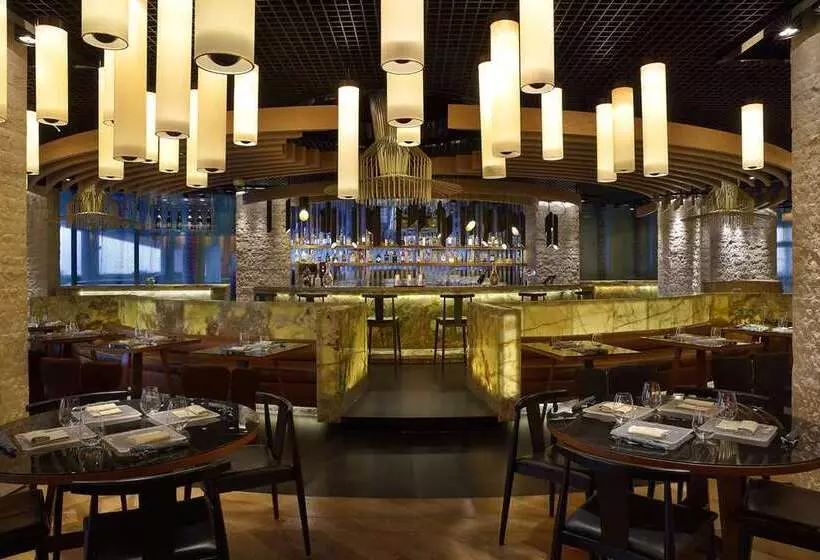 Fotos del hotel Conrad Abu Dhabi Etihad Towers:  22