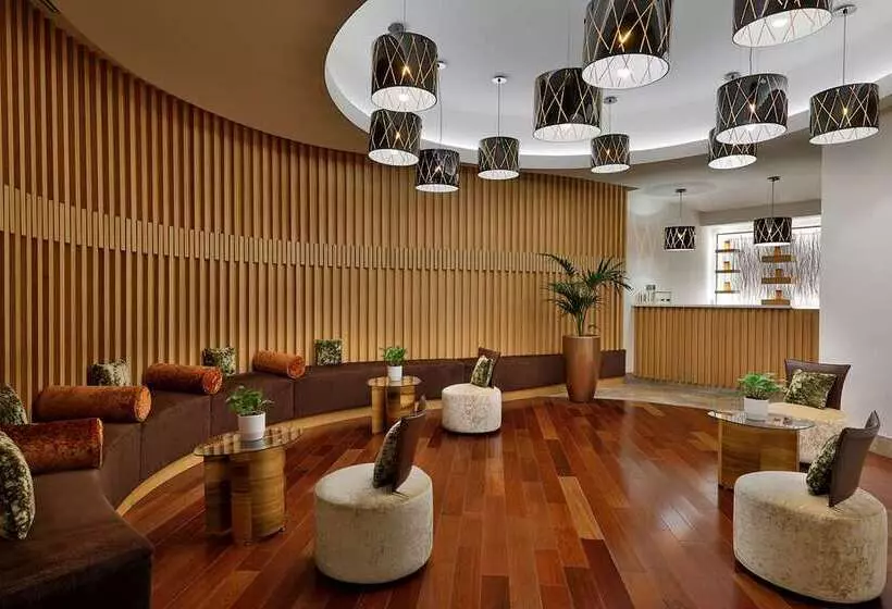 Fotos del hotel Conrad Abu Dhabi Etihad Towers:  3