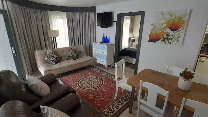 Fotos del hotel Guesthouse Indongo:  25