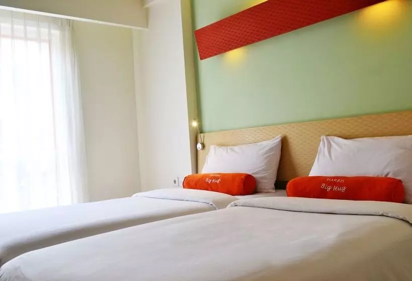 Fotos del hotel Harris  &amp; Residences Sunset Road:  7