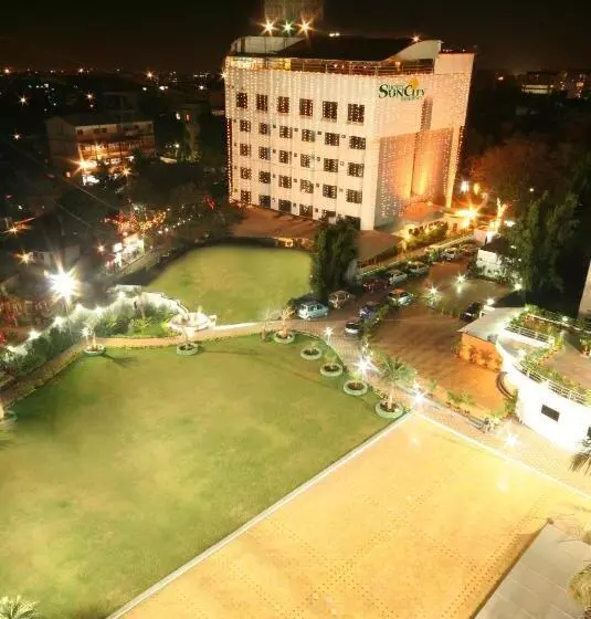 Fotos del hotel Suncity Residency:  8