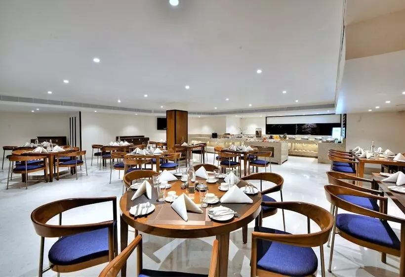 Fotos del hotel The Metropole Hotel:  9