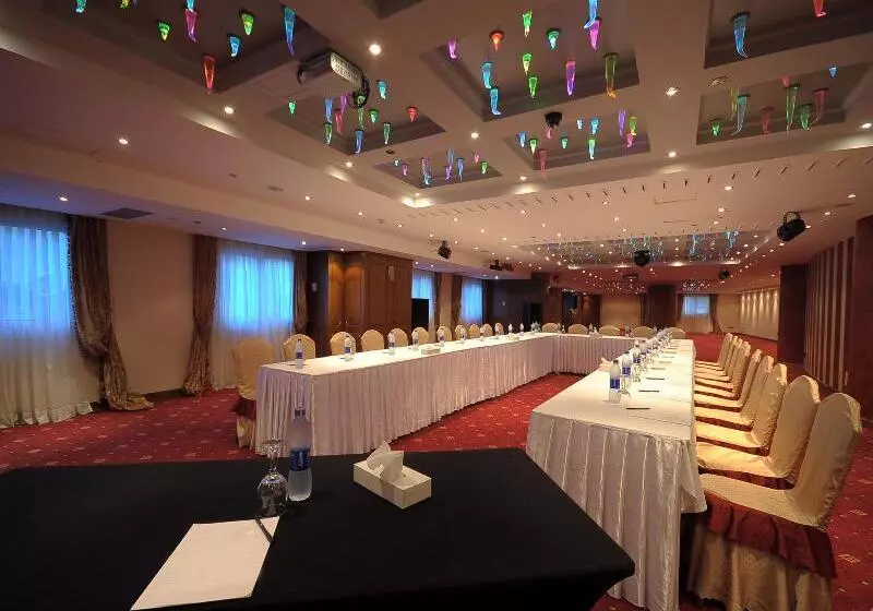 Fotos del hotel Cherry Maryski:  12