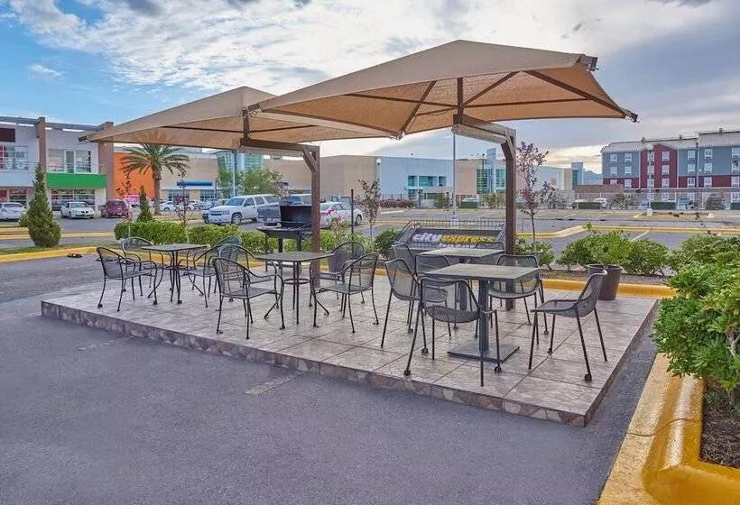 Fotos del hotel City Express Junior Juarez Consulado:  18