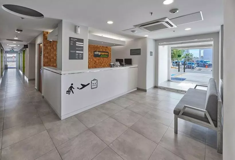 Fotos del hotel City Express Junior Juarez Consulado:  4