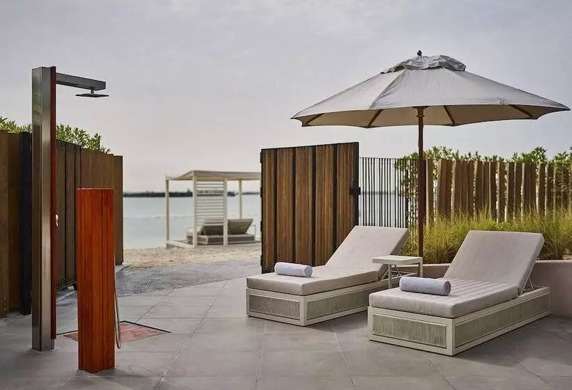 Fotos del hotel Officers Club & Hotel:  17