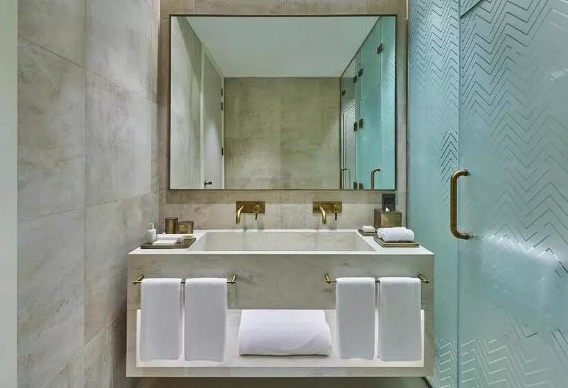 Fotos del hotel Officers Club & Hotel:  12