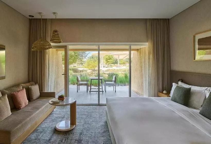 Fotos del hotel Officers Club & Hotel:  23