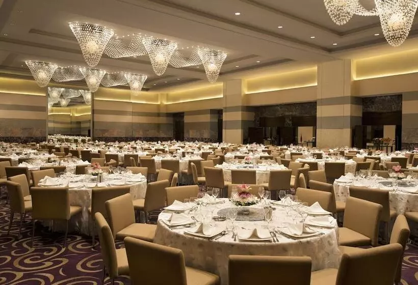 Fotos del hotel Millennium Al Rawdah:  20